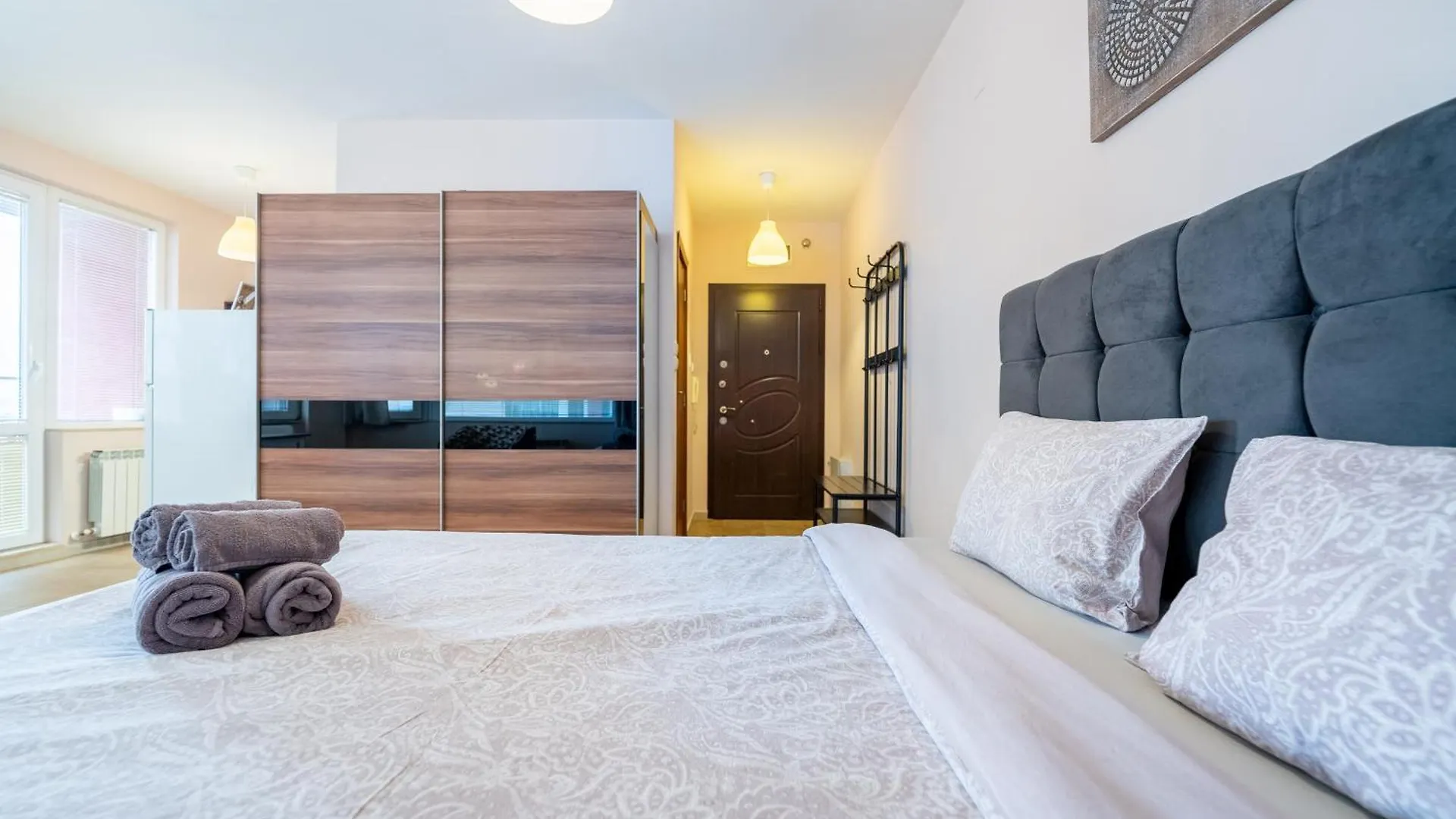 Lovely Apartment In Studentski Grad Sofia